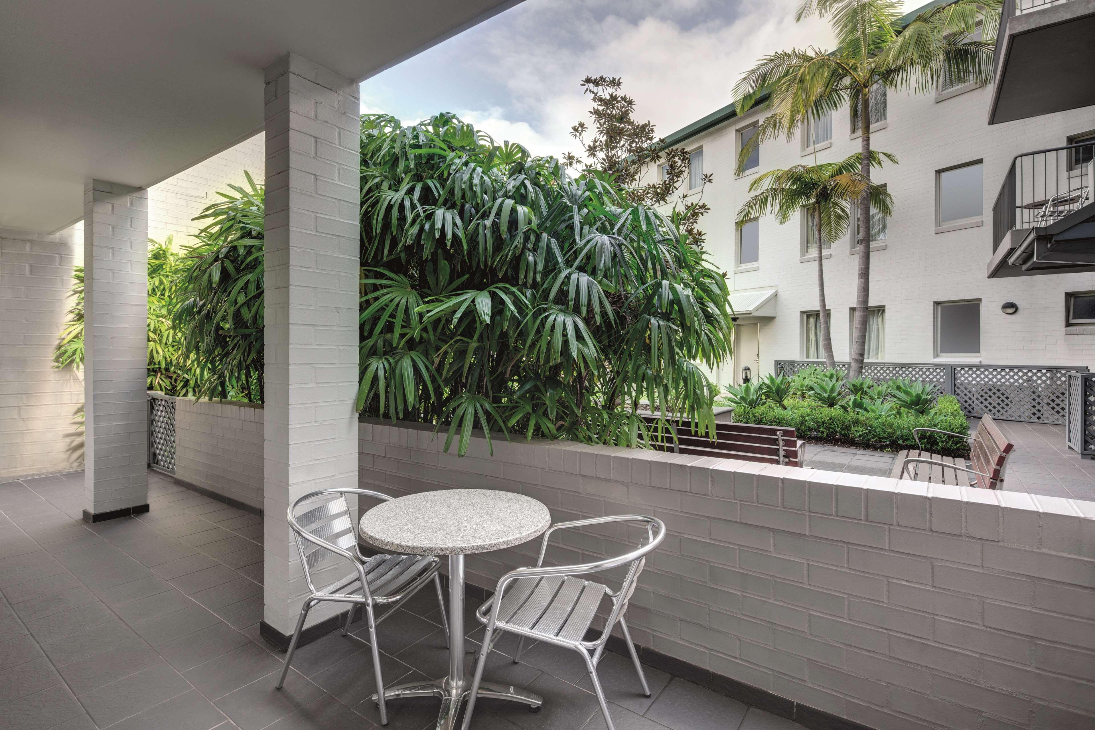 Adina Apartment Hotel Chippendale Sydney Exteriör bild